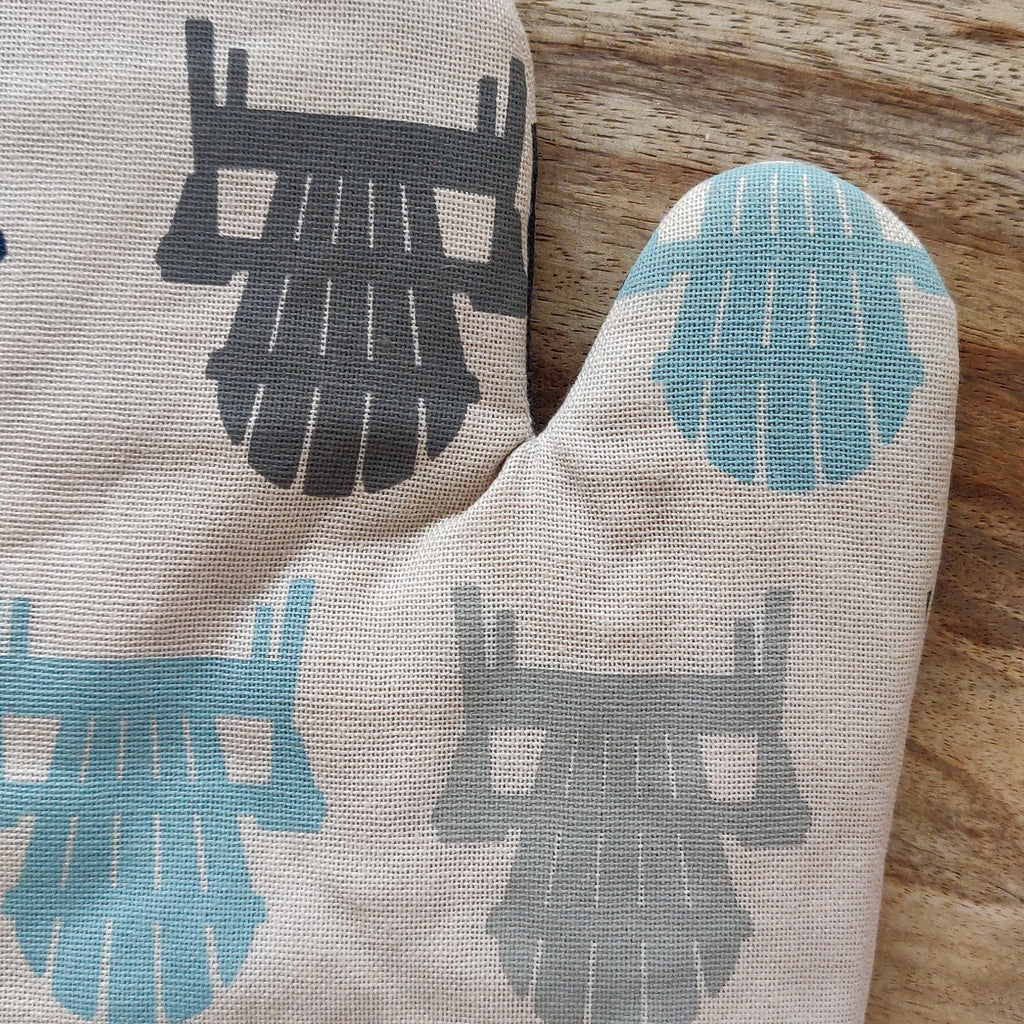 Chair print oven mittens