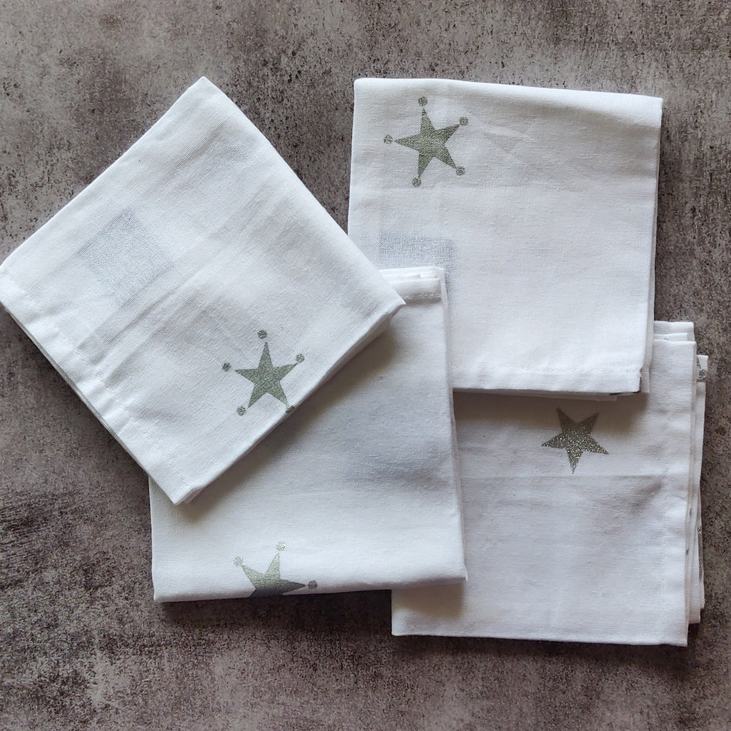 White star foil print napkins set of 4
